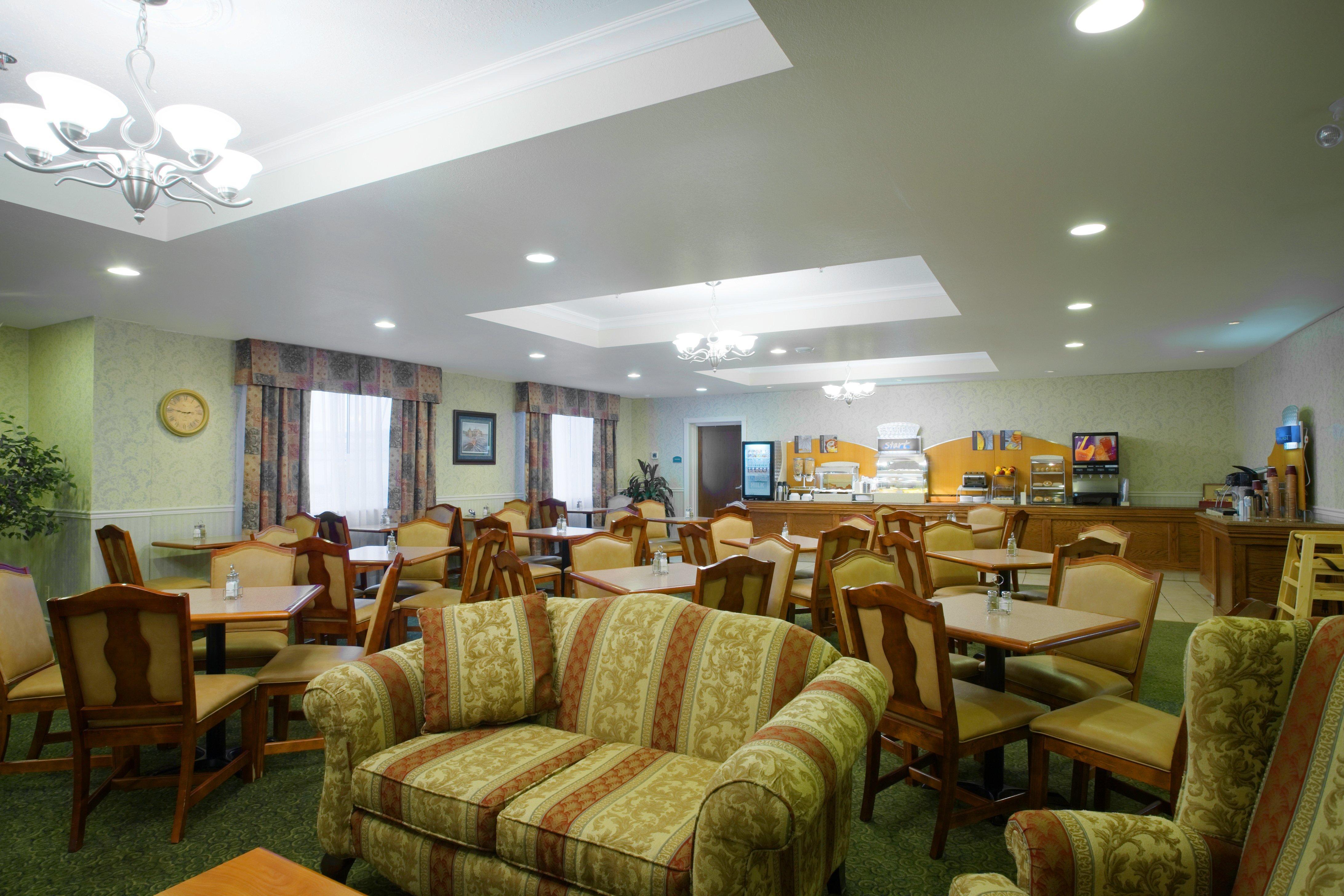 Holiday Inn Express Hotel & Suites 1000 Islands - Gananoque By Ihg Eksteriør billede