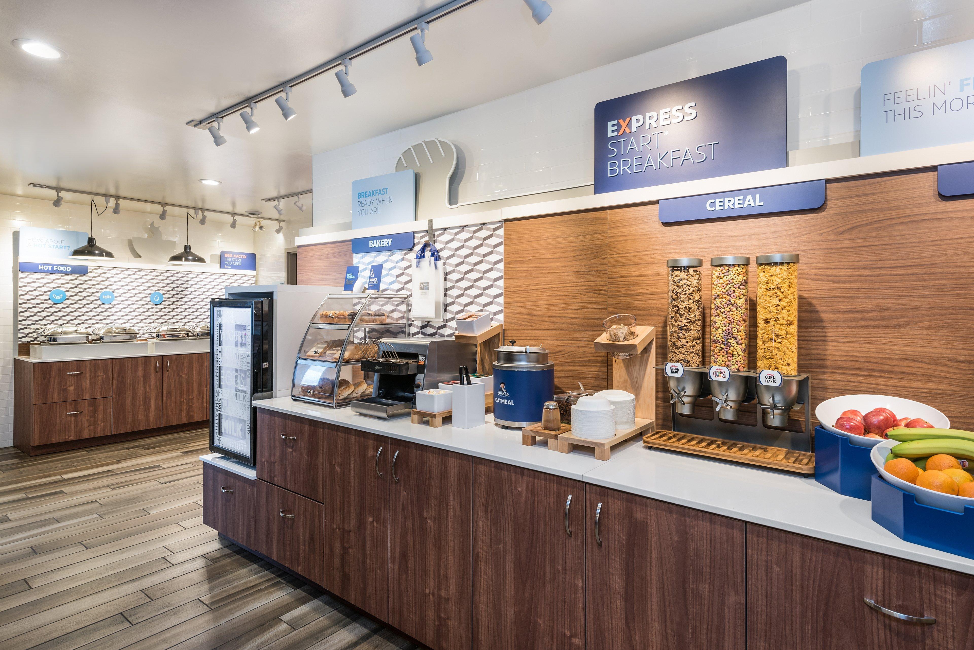 Holiday Inn Express Hotel & Suites 1000 Islands - Gananoque By Ihg Eksteriør billede