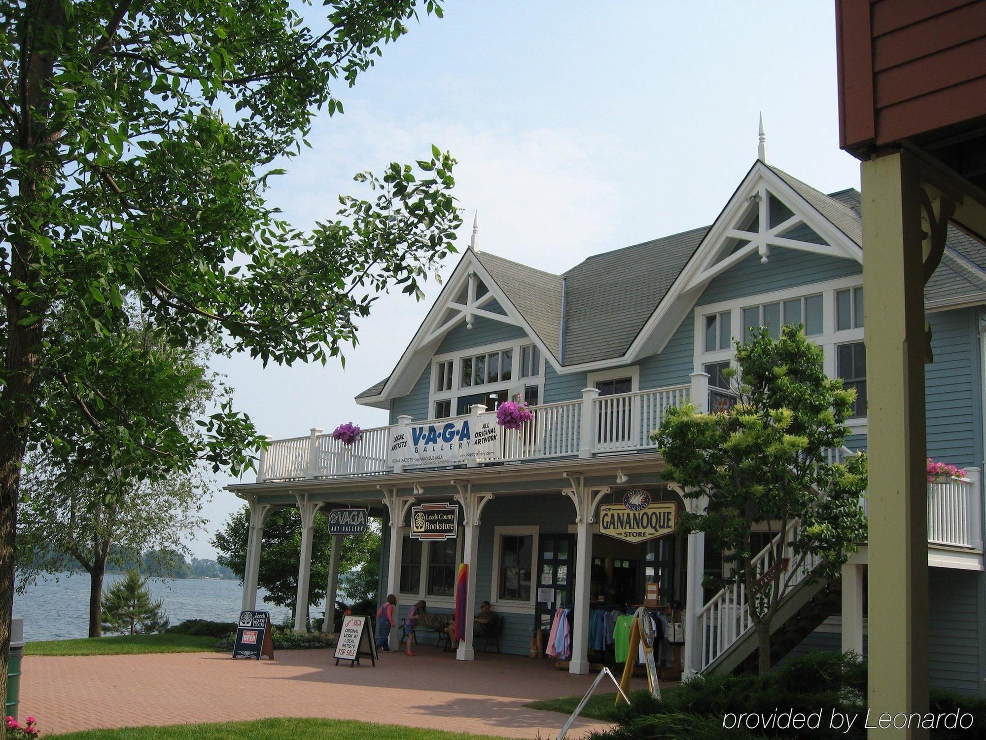 Holiday Inn Express Hotel & Suites 1000 Islands - Gananoque By Ihg Eksteriør billede