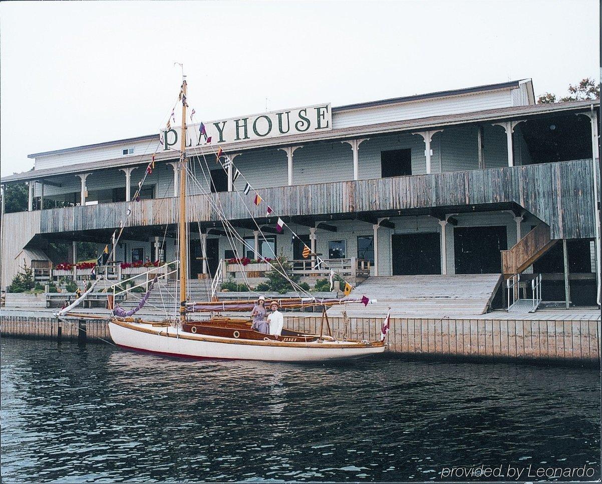 Holiday Inn Express Hotel & Suites 1000 Islands - Gananoque By Ihg Eksteriør billede
